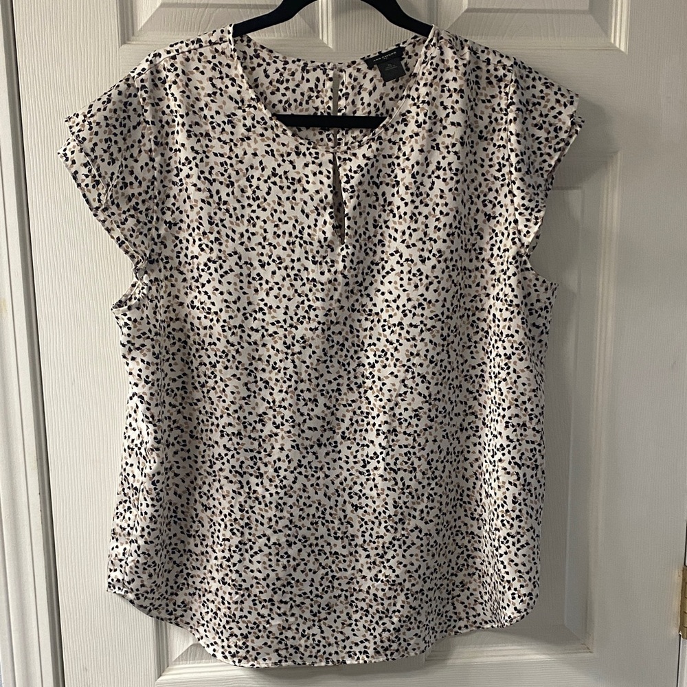 Ann Taylor Cream and Black Speckled Blouse